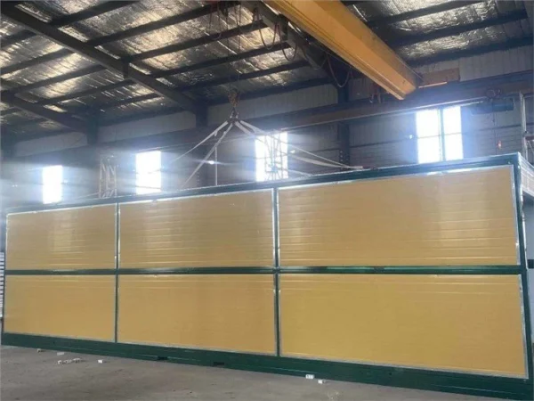 Shipping Container - Image 6